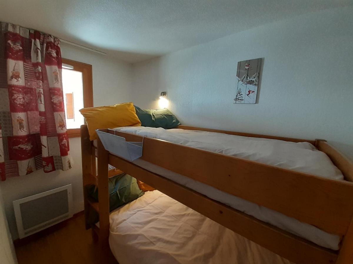 Skis Aux Pieds Dans Un Appartement Cosy Au Coeur Du Queyras Molines en Queyras Bagian luar foto