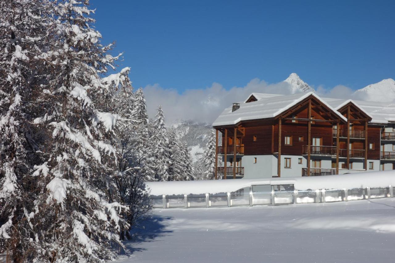 Skis Aux Pieds Dans Un Appartement Cosy Au Coeur Du Queyras Molines en Queyras Bagian luar foto